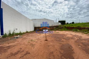 Terreno &agrave; venda - 468m&sup2; - Jardim Villa Rica