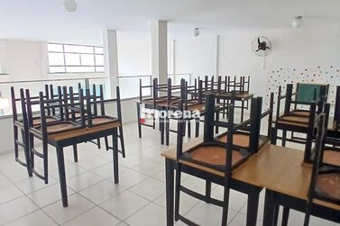 Sal&atilde;o Comercial para alugar - 120m&sup2; - Zona I