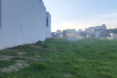 Terreno &agrave; venda - 252m&sup2; - Paysage Essenza Condom&iacute;nio