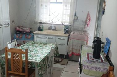 Casa &agrave; venda - 80m&sup2; - Zona VI