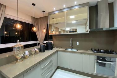 Apartamento &agrave; venda - 150m&sup2; - Centro