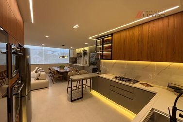 Apartamento &agrave; venda - 242m&sup2; - Parque Presidente