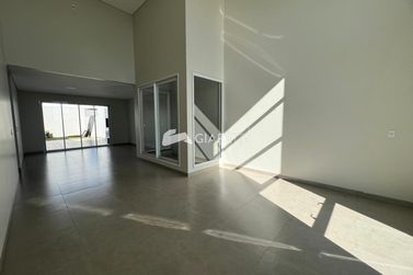 Casa &agrave; venda - 200m&sup2; - VILA BECKER
