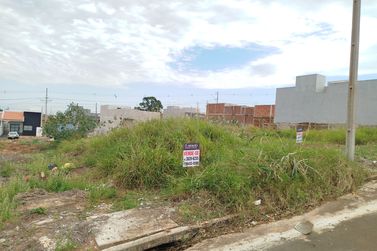 Terreno &agrave; venda - 159m&sup2; - Jardim Janina II