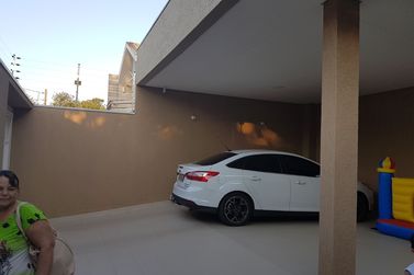 Casa &agrave; venda - 165m&sup2; - Jardim Lisboa