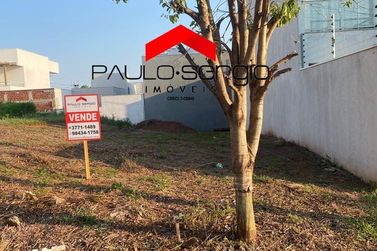 Terreno &agrave; venda - 180m&sup2; - PARQUE RESIDENCIAL INTERLAGOS I