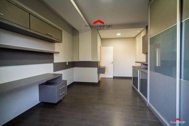 Sobrado &agrave; venda - 317m&sup2; - Condom&iacute;nio Ecoville