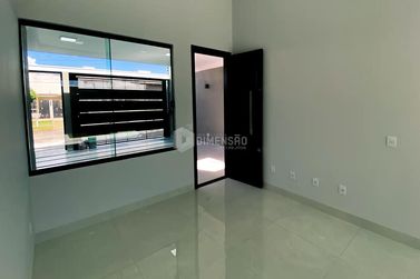 Casa &agrave; venda - 110m&sup2; - Jardim Cima