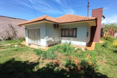 Casa &agrave; venda - 200m&sup2; - JARDIM PORTO ALEGRE