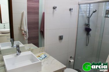 Sobrado &agrave; venda - 300m&sup2; - Jardim Veleiros