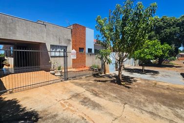 Casa &agrave; venda - 74m&sup2; - CENTRO