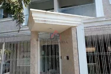 Apartamento &agrave; venda - 70m&sup2; - Centro