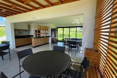 Terreno &agrave; venda - 259m&sup2; - Zona I