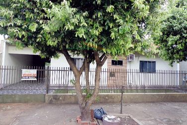 Casa &agrave; venda - 110m&sup2; - JARDIM SAN RAFAEL