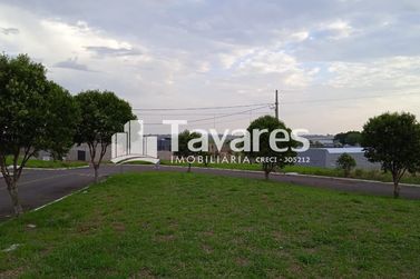 Terreno &agrave; venda - 339m&sup2; - Parque Residencial Metropolitano