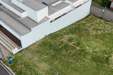 Terreno &agrave; venda - 324m&sup2; - Jardim Belvedere