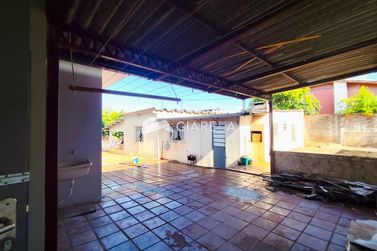 Casa &agrave; venda - 182m&sup2; - CENTRO