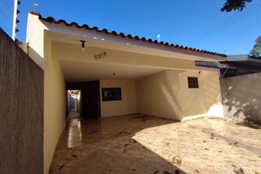 Casa &agrave; venda - Zona III