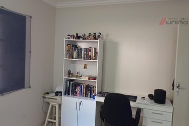 Casa &agrave; venda - 100m&sup2; - Jardim Tangara