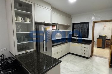 Casa &agrave; venda - 206m&sup2; - Jardim Para&iacute;so