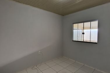 Casa para alugar - 324m&sup2; - ZONA V
