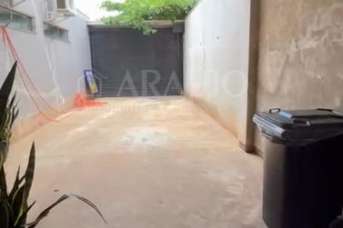 Sobrado &agrave; venda - 600m&sup2; - Centro