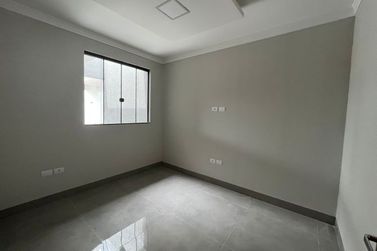 Casa &agrave; venda - 200m&sup2; - 