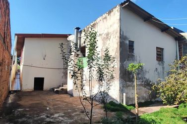 Casa &agrave; venda - 100m&sup2; - Zona I-A