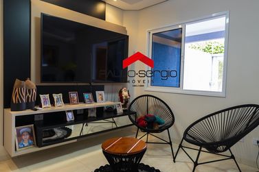 Sobrado &agrave; venda - 126m&sup2; - Jardim Laguna