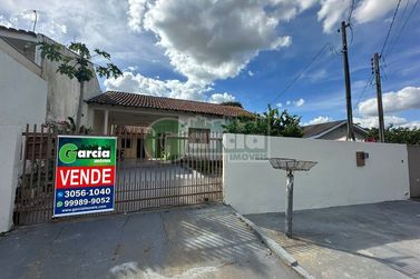 Casa &agrave; venda - 172m&sup2; - Conjunto Patrim&ocirc;nio Umuarama