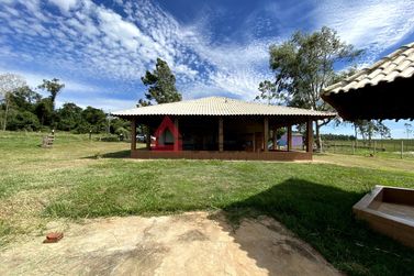 Ch&aacute;cara &agrave; venda - 5123m&sup2; - Serra dos Dourados