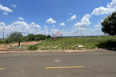 Terreno &agrave; venda - 220m&sup2; - Parque Residencial Metropolitano