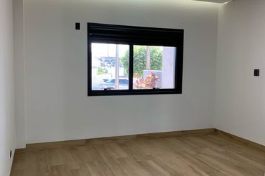 Casa &agrave; venda - 243m&sup2; - Residencial Euro Park