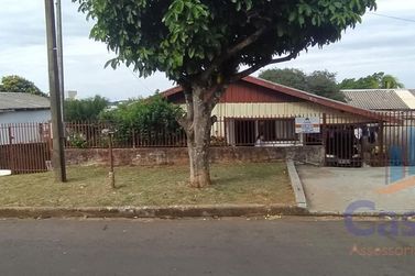Casa &agrave; venda - 598m&sup2; - Zona IV