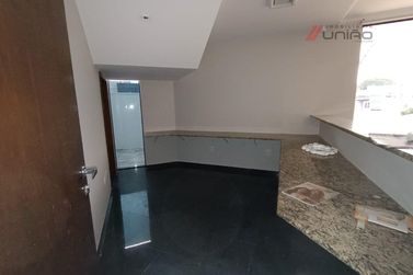Sal&atilde;o Comercial para alugar - 600m&sup2; - Zona I