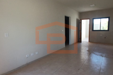 Casa &agrave; venda - 80m&sup2; - Zona V