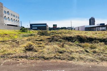 Terreno &agrave; venda - 378m&sup2; - Parque Residencial Monte L&iacute;bano