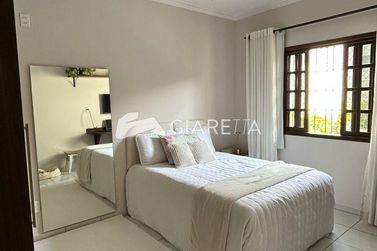 Casa &agrave; venda - 192m&sup2; - JARDIM GISELA