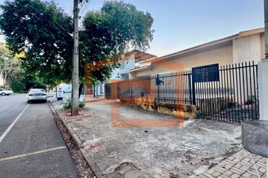 Casa &agrave; venda - 99m&sup2; - Zona Armaz&eacute;m