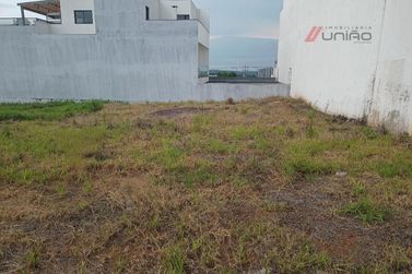 Terreno &agrave; venda - 225m&sup2; - Jardim Arauc&aacute;ria