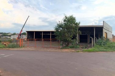 Sal&atilde;o Comercial para alugar - 4100m&sup2; - Parque Industrial 3A