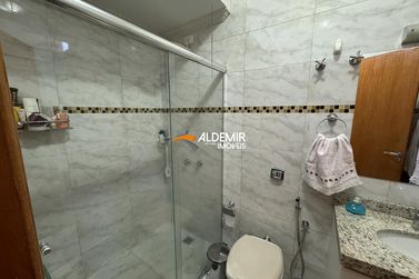 Sobrado &agrave; venda - 198m&sup2; - Zona 5