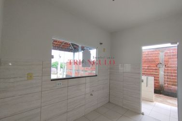 Casa para alugar - 590m&sup2; - ZONA VI