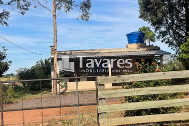 S&iacute;tio &agrave; venda - 48000m&sup2; - Centro