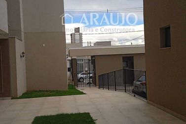 Apartamento para alugar - 65m&sup2; - Parque Residencial Interlagos II