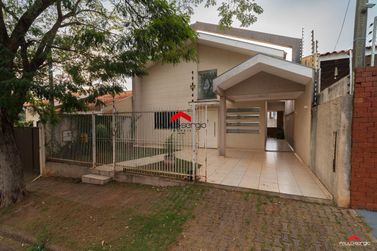 Casa &agrave; venda - 100m&sup2; - Parque do Lago