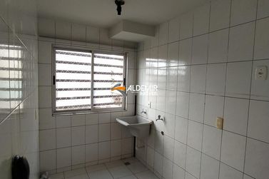 Apartamento para alugar - 66m&sup2; - Zona II
