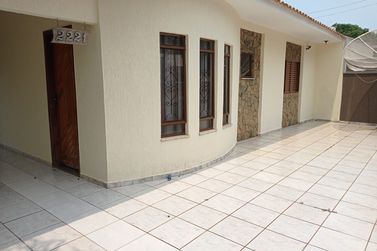 Casa &agrave; venda - 220m&sup2; - Parque San Remo