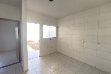 Casa &agrave; venda - 98m&sup2; - Jardim Yoshi
