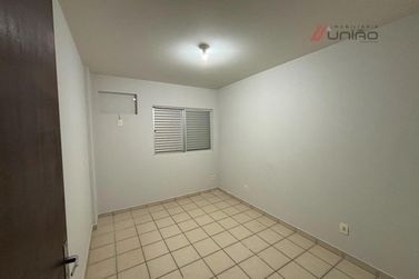 Apartamento para alugar - 58m&sup2; - Zona II